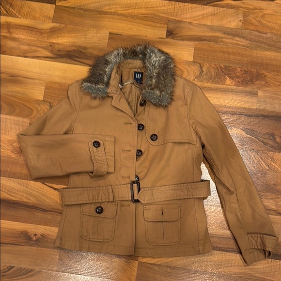 GAP Women's Brown Jacket with Faux‎ Fur Collar size small - Picture 1 of 9